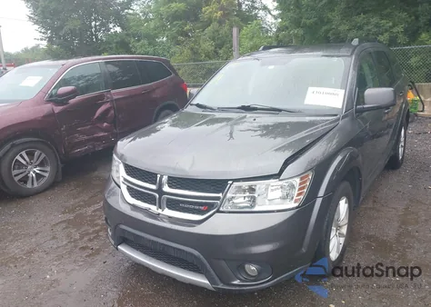 2015 Dodge Journey Sxt z USA, uszkodzony, nr VIN 3C4PDDBG4FT574598